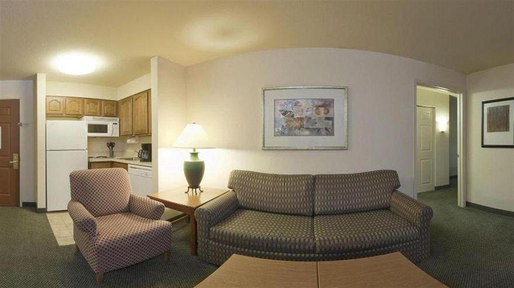Staybridge Suites Corning By Ihg Екстериор снимка