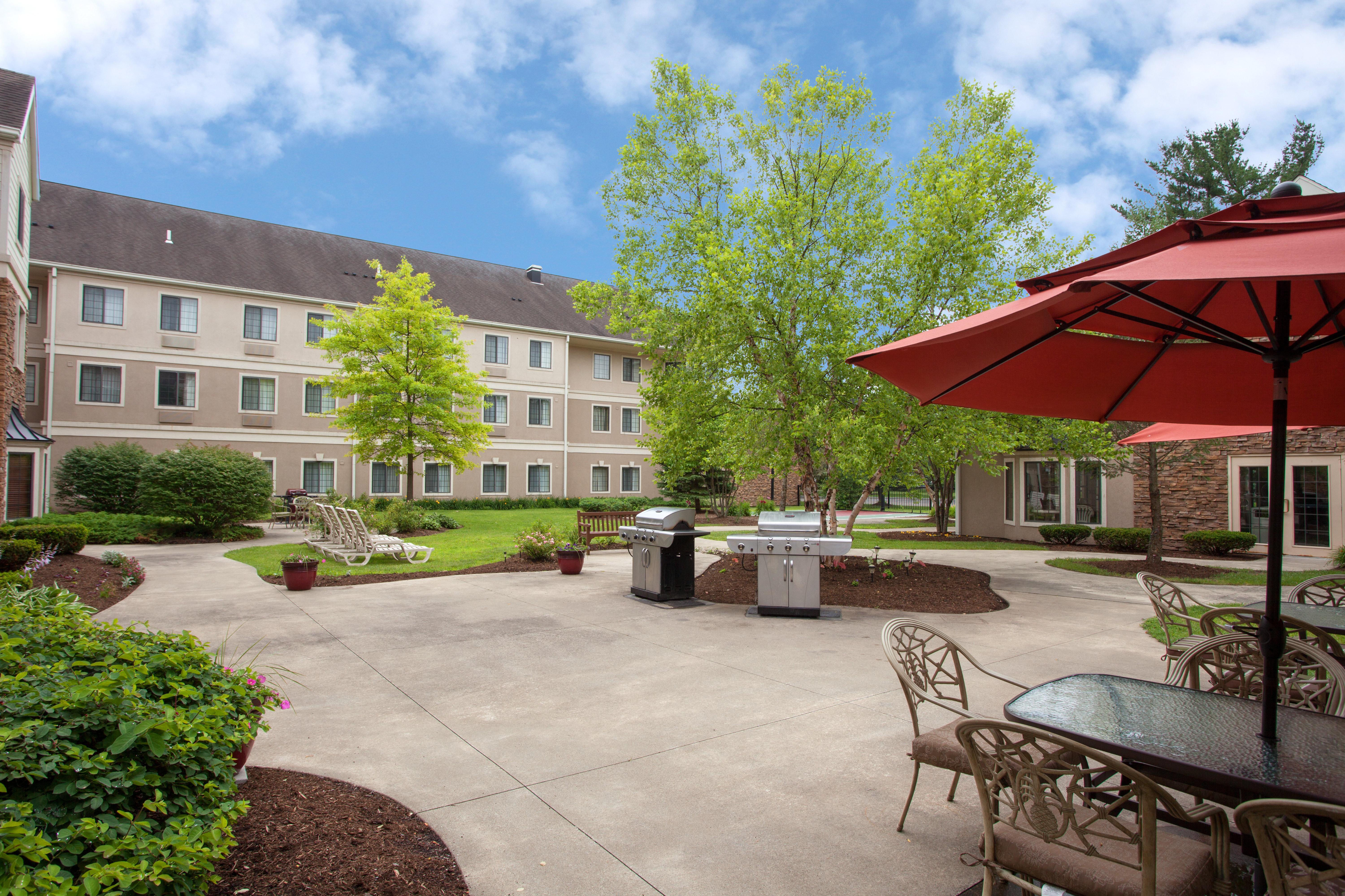 Staybridge Suites Corning By Ihg Екстериор снимка