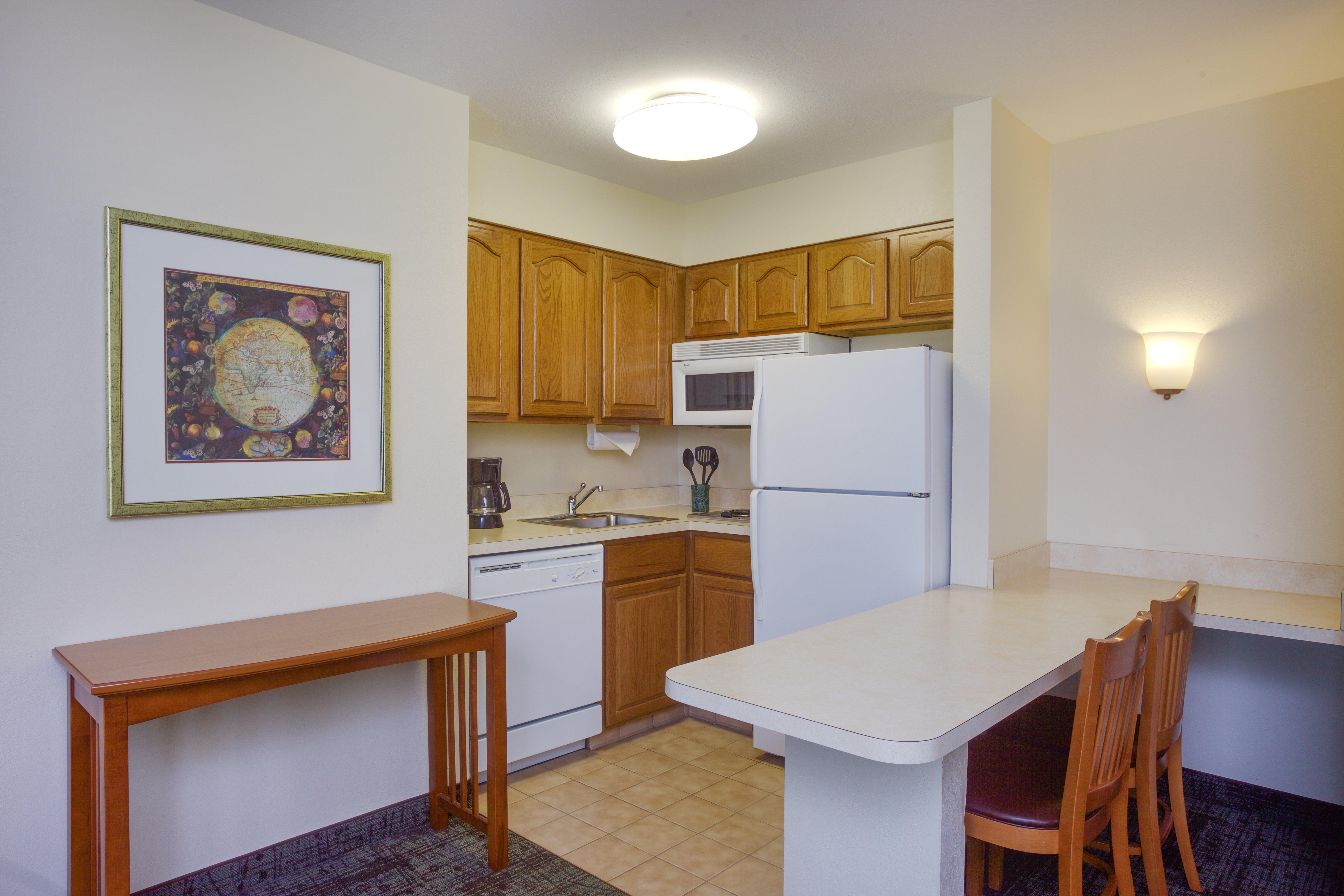 Staybridge Suites Corning By Ihg Екстериор снимка