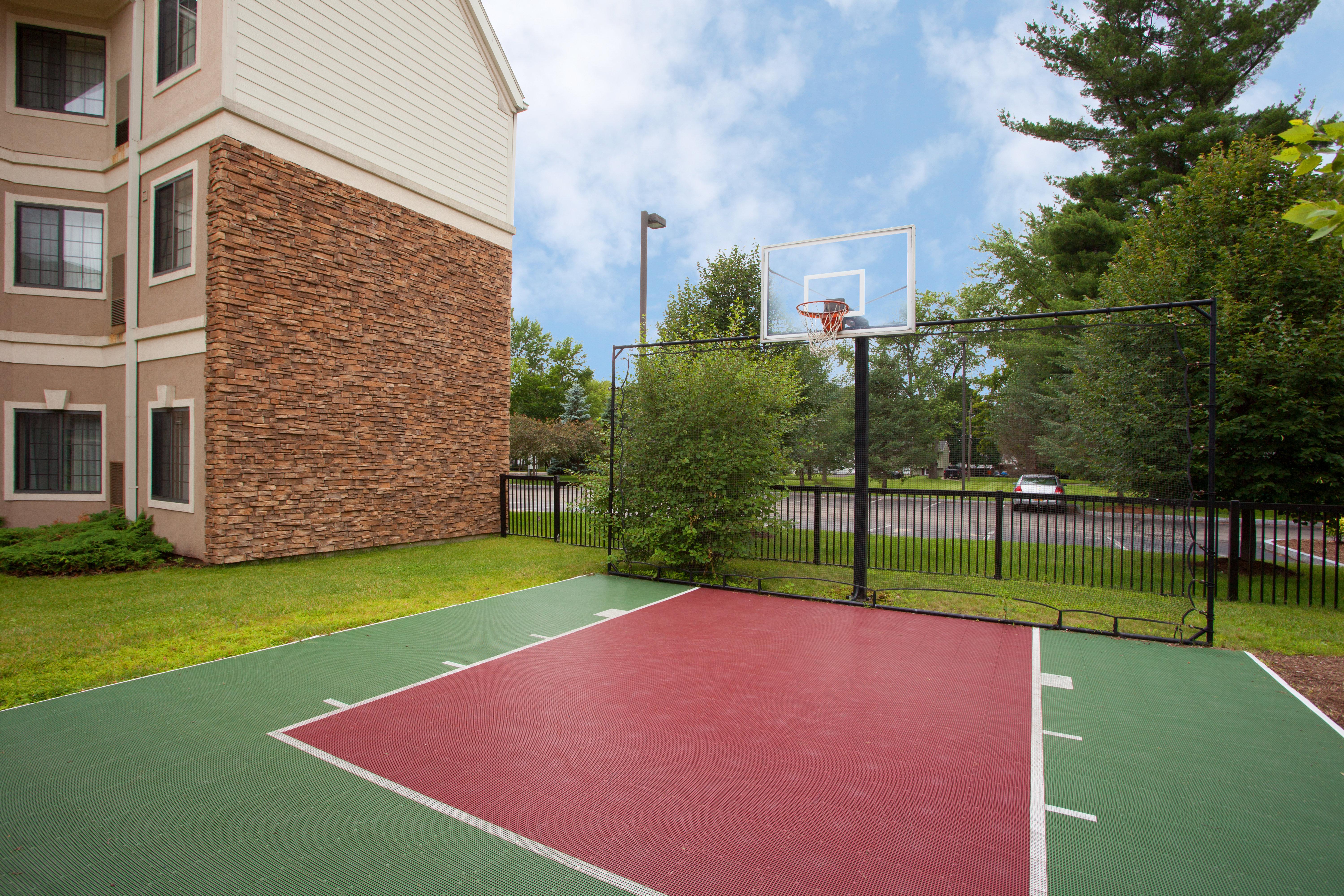 Staybridge Suites Corning By Ihg Екстериор снимка