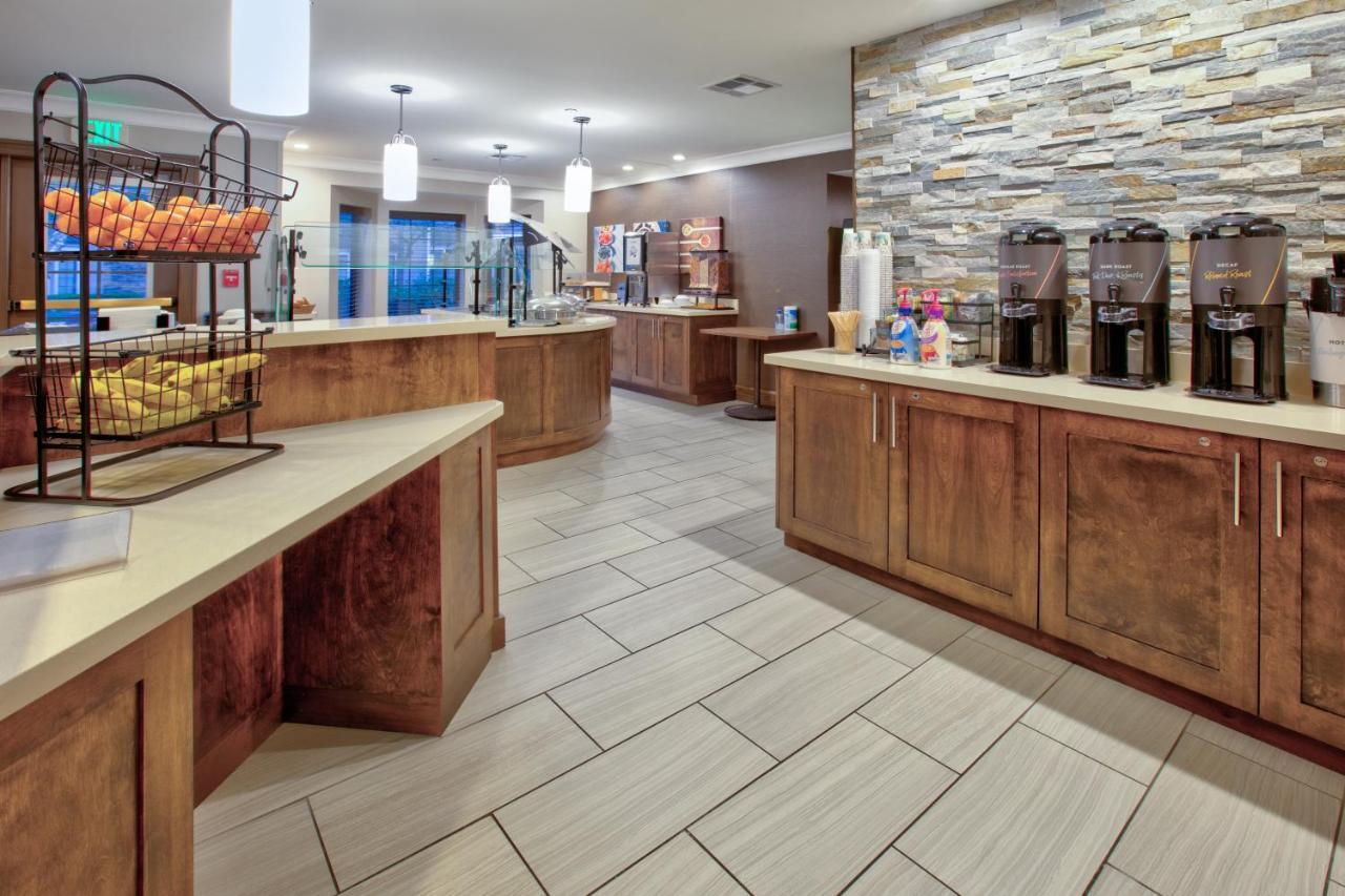 Staybridge Suites Corning By Ihg Екстериор снимка